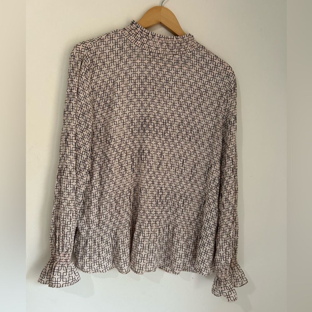 Adrianna Papell Black and White Patterned Blouse - Picture 4 of 8